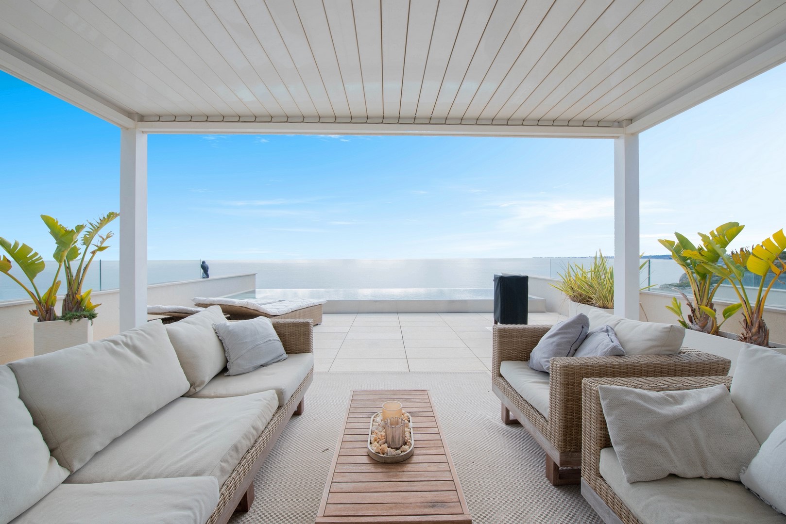 PORTO CRISTO: Exklusive Meerblick-Villa mit luxuriöser Ausstattung in erster Meereslinie — Porto Cristo