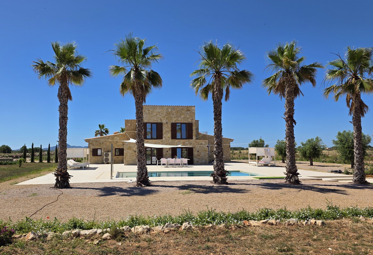 MANACOR: Moderne Neubaufinca mit viel Privatsphäre und exklusiver Ausstattung in ruhiger Lage — Manacor