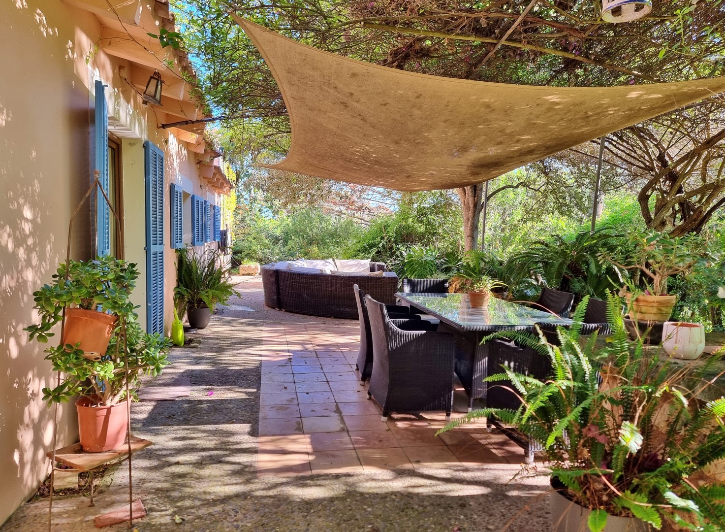 MANACOR: Charmante Finca mit guter Ausstattung und viel Privatsphäre in bevorzugter, ortsnaher Lage — Manacor