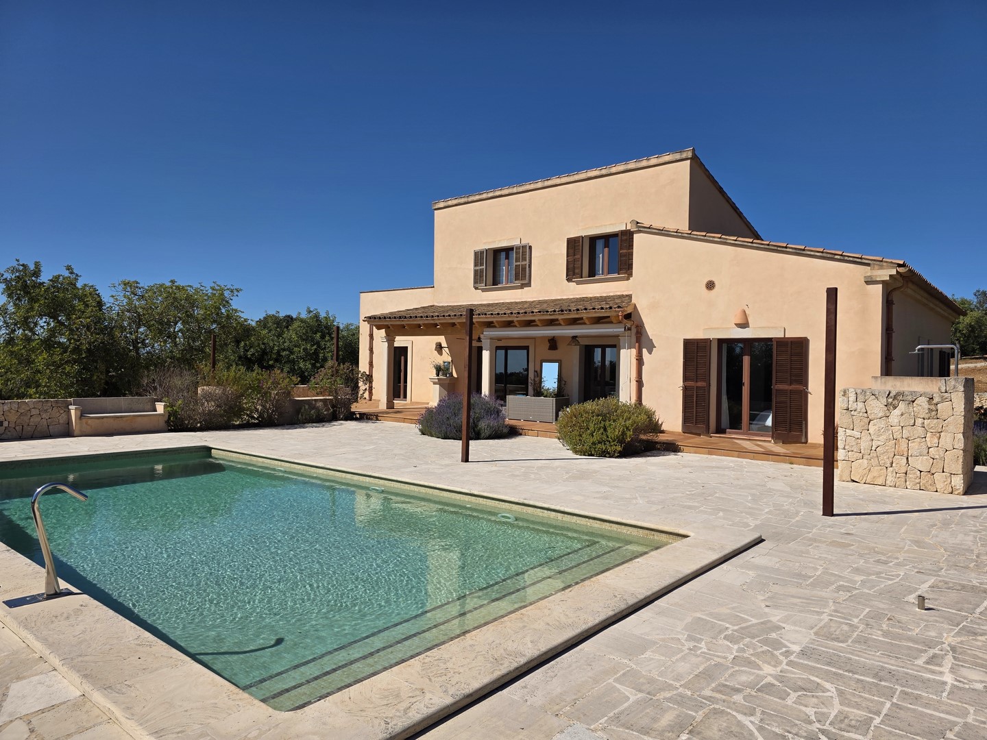 CAS CONCOS: Herrliche Finca mit weitläufigem Panoramablick und gehobener Ausstattung — Cas Concos